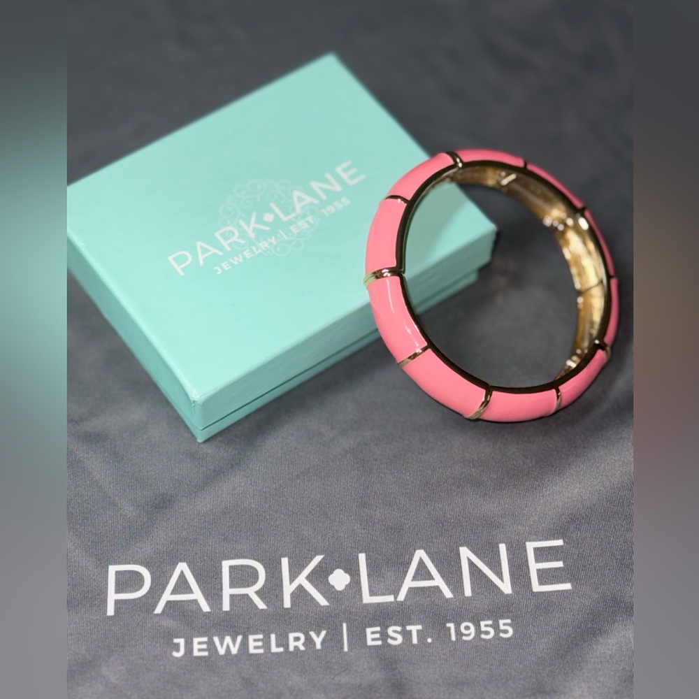 Park Lane Jewelry - Bloom Bracelet